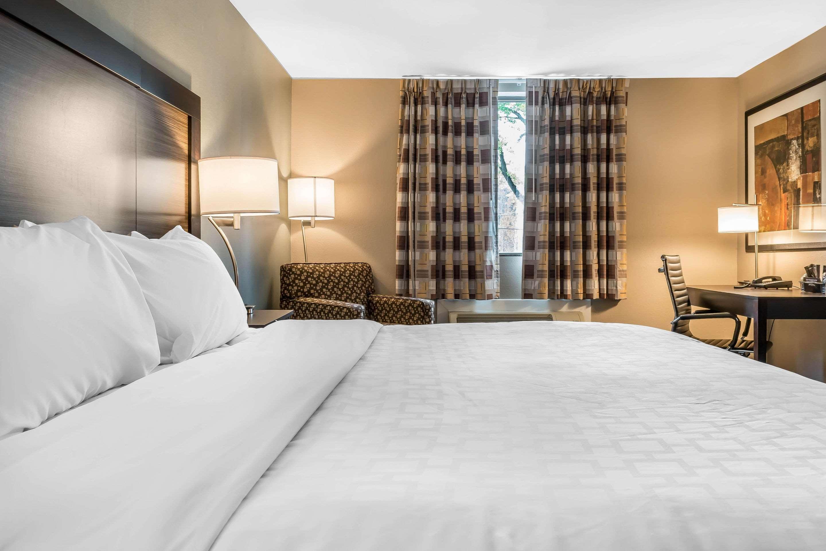 Clarion Inn Belle Vernon Kültér fotó