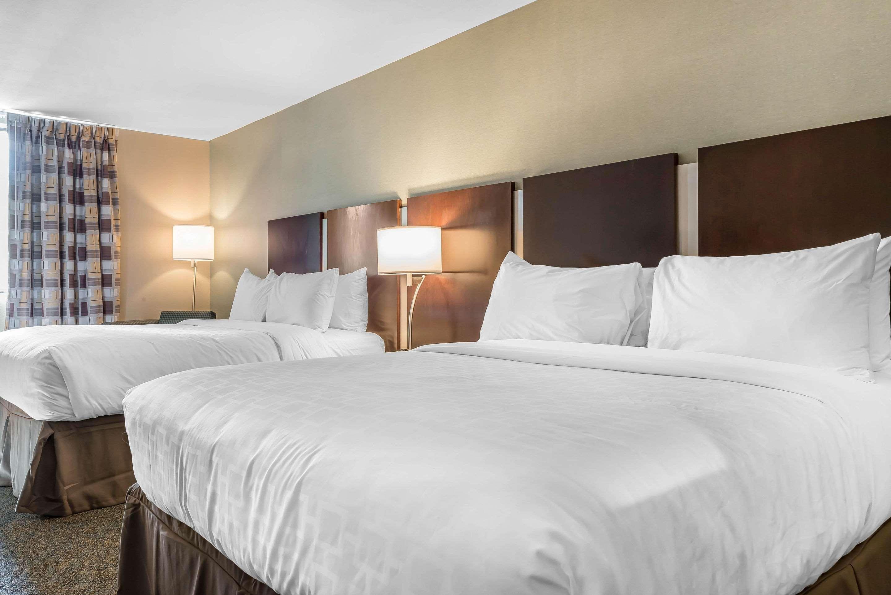 Clarion Inn Belle Vernon Kültér fotó